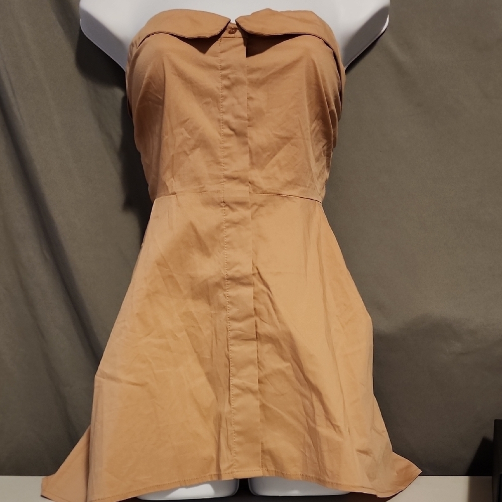 VENUS NWOT Trendy Tan Strapless Buttoned Shirt for Summer